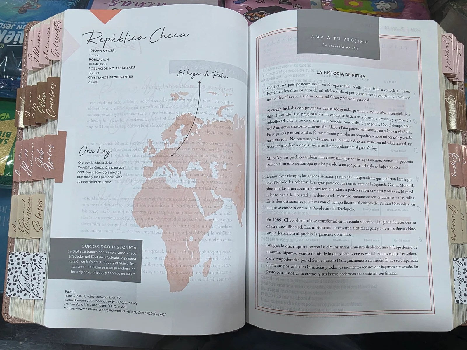 Biblia Ama a Dios Grandemente NBLA Tapa Flexible Oro Rosa PERSONALIZADA con Nombre + Tabs
